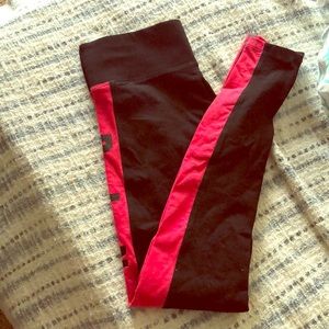 VS yoga pants